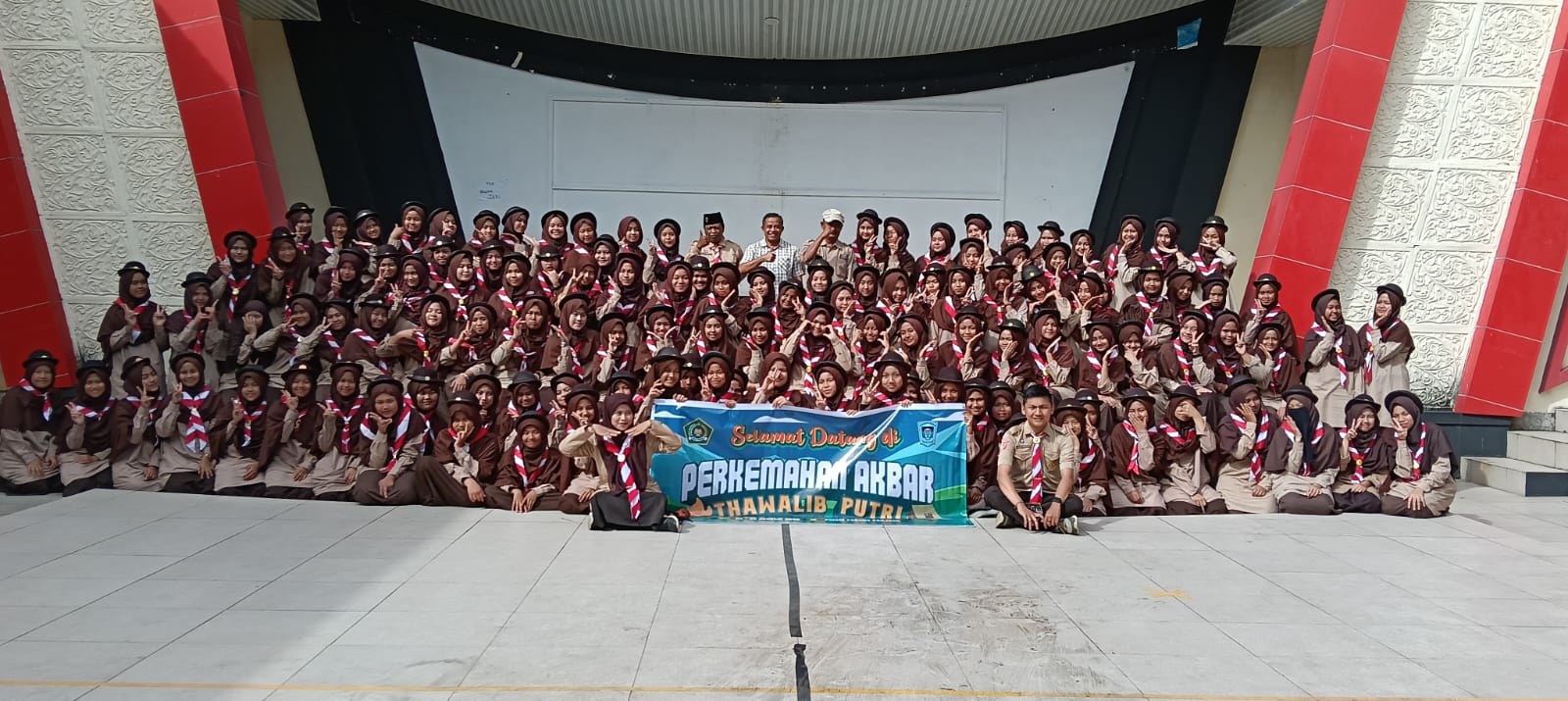Thawalib Putri Padang Panjang Gelar Perkemahan Akbar