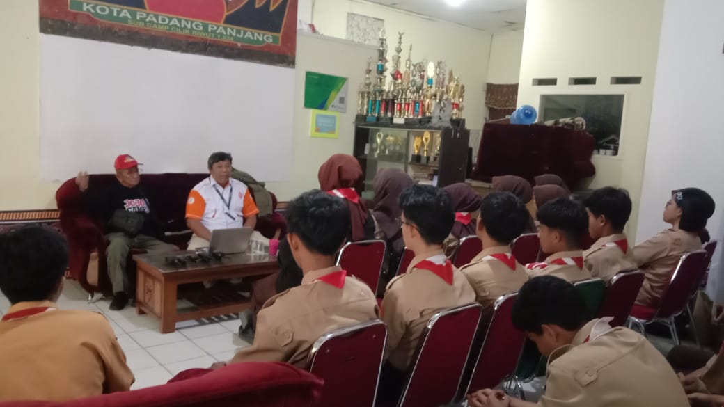 Kwarcab Kota Padang Panjang Laksanakan Kegiatan Jota Joti 2025 Bersama ORARI Lokal Padang Panjang